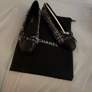 Chanel Women's Black and Tweed Loafers